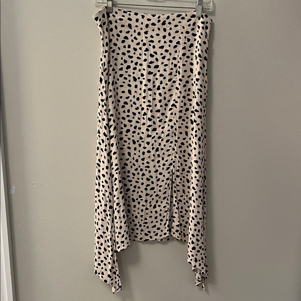By the river, leopard Skirt large